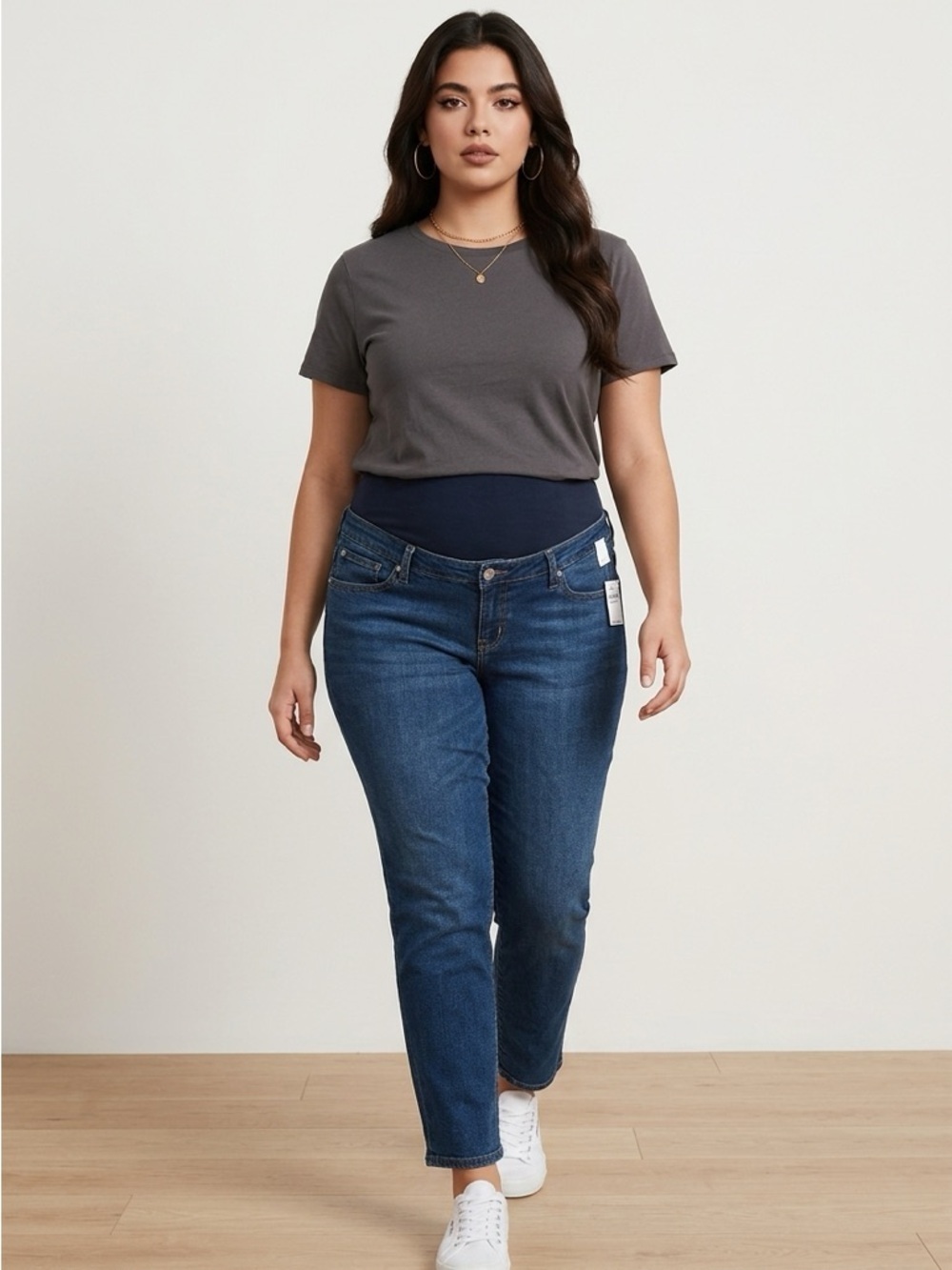 NWT Maternity Blue Straight Leg Jeans with Classic Indigo Finish GAP | Size 31